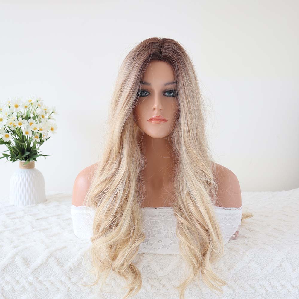 Carrie Blonde Highlight Wave Wig