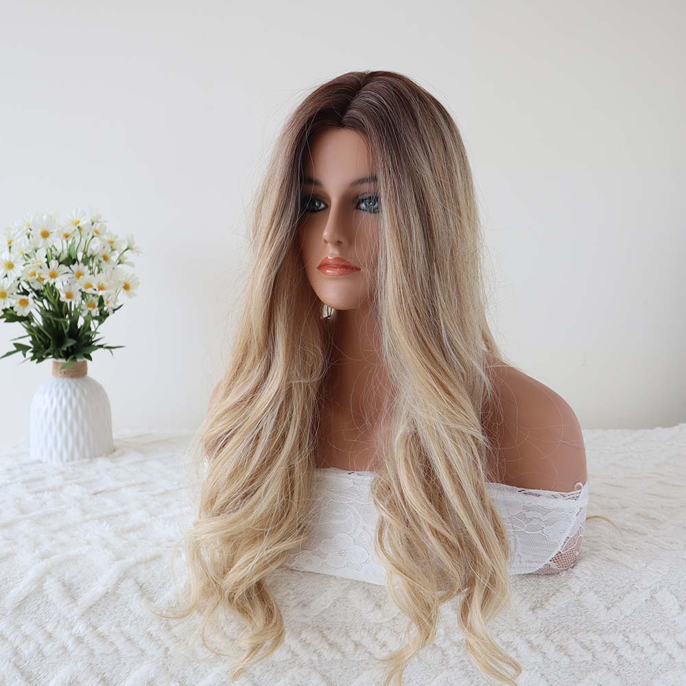 Carrie Blonde Highlight Wave Wig